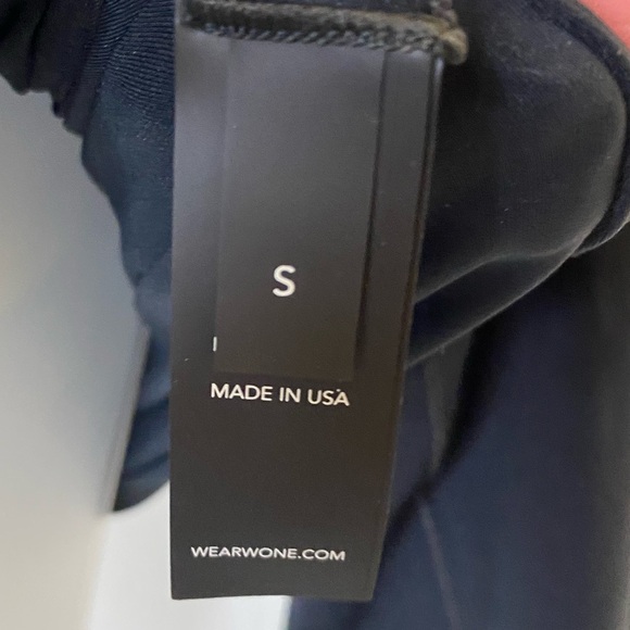 WONE The Rashee Mockneck Crop Top long Sleeve - Picture 7 of 8